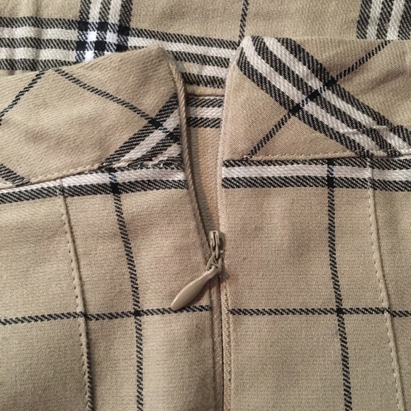 *Factorie* Size 12 Pleated check skirt in Alicia Neutral. - Picture 5 of 7
